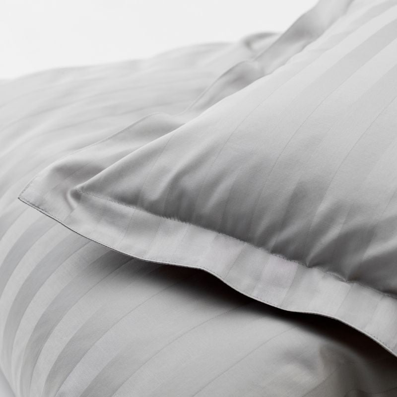 #color_Grey Raya